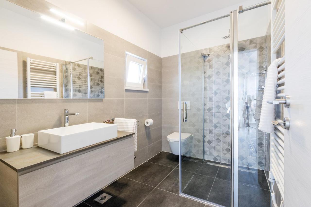 Modern 3-bedroom With A Private Pool * Pula